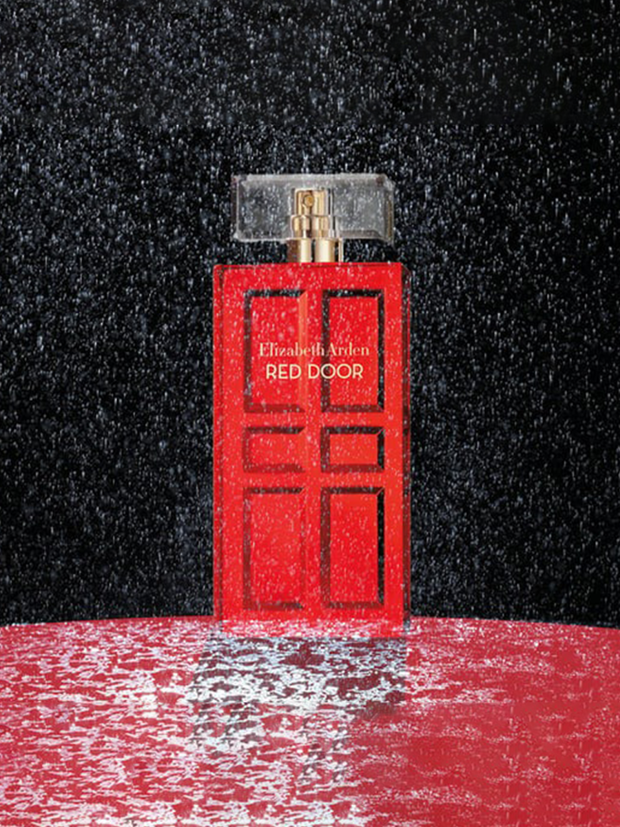 ELIZABETH ARDEN RED DOOR